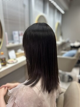 アオ 花咲町(a-o) 大人のナチュラルストレートミディアム♪