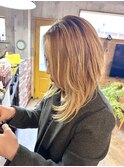 ハイライト カラー レイヤー カット ミディアムレイヤー30代40代