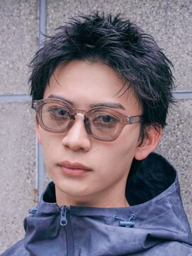 テン 心斎橋(tenn.) アクティブショートフェザーパーマルーズショートセンターパート