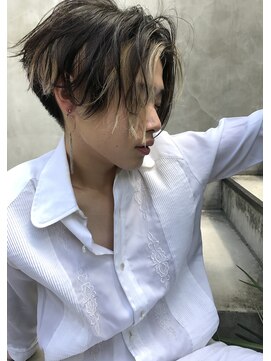 カルヴィナ(CALVINA) 【CALVINA】ハンサムショート×ハイライト