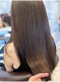 さら艶ストレートロングヘア