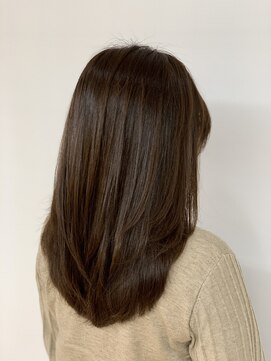 クオリス 上板橋店(QUALIS) ミディアムストレート　暗髪黒髪　艶髪ツヤ髪　ベージュブラウン
