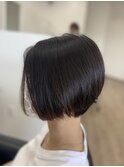 前下がりのショートボブ