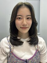 アリュア(Allure)&nbsp;韓国風センター分けヌナモリ/大人可愛い/エギョモリ/レイヤー