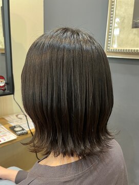 アルター(aL ter) ［イメチェン/ハッシュカット/フルバング/似合わせカット］