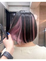 テトヘアー(teto hair) インナーカラーピンク暖色デザイン切りっぱなしパッツンボブ