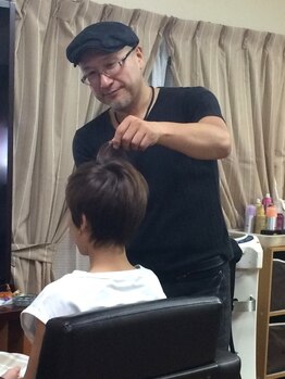 アールグレイ プレミアム(R GLEY premium)の写真/最後まで完全マンツーマン施術◎ダメージレスなグレイカラーや大幅なイメチェンもお任せください！