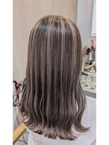 ラナ シッポウ(Lana SHIPPO)&nbsp;人気のミルクティーカラーのハイライト