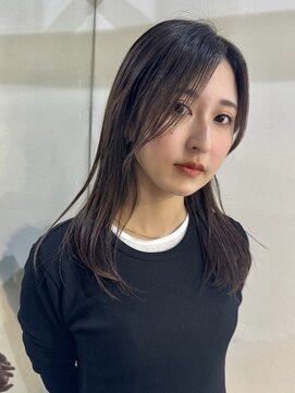 メイカ(MEIKA) ”顔まわりレイヤー×オリーブブラウン”