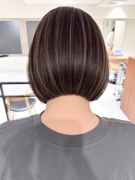 セイントローレン バイ ジルブラン(St.Lauren by JIL BLAN) ハイライトバレイヤージュダブルカラーショートカット