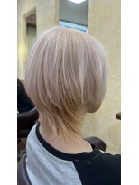 アンビエンス(ambience)&nbsp;ホワイトブロンドカラー　ウルフ　【妙典/千葉】