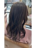 冬に映える上品オリーブカラーで透明感ツヤ髪