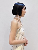 ヘアーアイストゥーレ(HAIR ICI TRE) ボブ ミニボブ 切りっぱなし 漆黒カラー 黒髪 夏ヘア