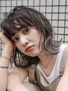 キューズ クラブ(cuz KLUB) 【cuzKLUB】外ハネボブ×ペールベージュ