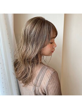 シュシュ(chouchou) ミルクティーカラー/フレンチガーリー/フェザーバング