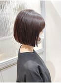 ぱつっと感あるミニボブ