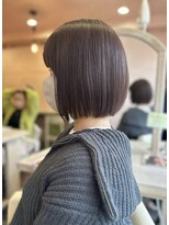 エン 仙台(en)&nbsp;ニットに合わせたい柔らかベージュ/ぱつっとボブ