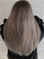 ヘアーブランド ジン フィール(HAIR BRAND Jin feel) ホワイトミルクティー×ブリーチ【松山美容室】