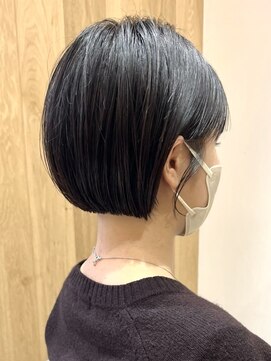 ラフ 新宿(Laff) 前下がりボブ切りっぱなしボブ ショートボブ 縮毛矯正 髪質改善