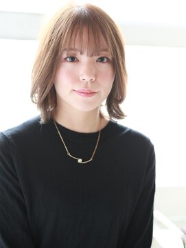 ヘアープロデュース ジェネシス(hair produce genesis) 〔genesis〕顔周りレイヤーがポイント♪ナチュラルミディアム