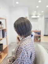 ツナグ(TSUNAGU)&nbsp;切りっぱなしボブ×透明感ブルーカラー×ヘアケア