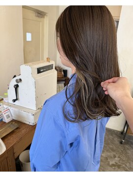 スロウ(sloe) イヤリングカラー×赤みなしカラー