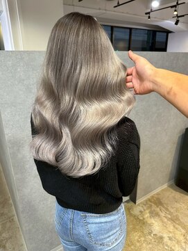 メリー オオサカ(Merly Osaka) white beige