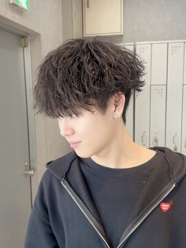 ジーナ 天神(Zina) 波巻シャドウ