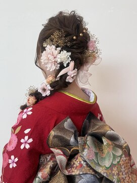 エム インターナショナル 春日部本店(EMU international) 着物に合うガーリー編みおろしヘア