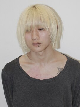 ココ 原宿(KOKO) *ブロンド抜きっぱなしブリーチメンズボブアシメ