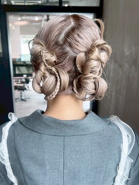 シオン(shion) 韓国ヘアロング前髪カットブリーチおくれ毛_ba571793