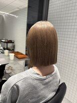 エイド 本店(aid) 切りっぱなしハイトーンボブ