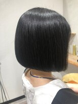 ウノ ア ウノ(uno a uno)&nbsp;前下がりボブ