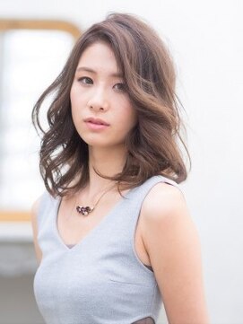 ティファ 銀座(Tiffa) 大人女性のゆるふわミディカール