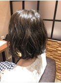 重めボブ×ふんわり揺らぎウェーブ