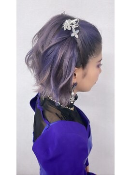 リレーション(Relation) ショートハーフツインアレンジ