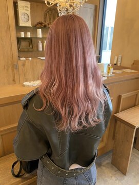 ルシュカイチマルニ(Rasca102) ハイトーン/ロングヘア/ペールピンク/ピンクベージュカラー