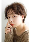 丸みフォルムと束感女性らしさをグッと格上げ