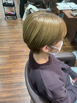 アミカ シーモール店(Amica) ショートボブ