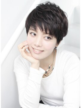 ワースホワイル(WORTH WHILE) フェイスレイヤー/ショート/前下がり/アッシュ/ゴールドベージュ