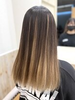 フルブルーム 東林間(fullbloom)&nbsp;インナーカラーケアブリーチベージュ髪質改善トリートメント