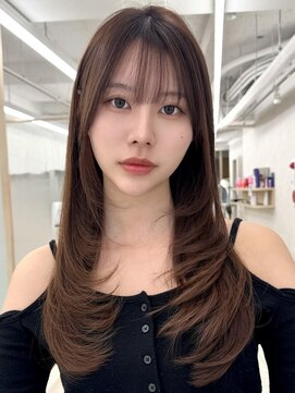 アッシュ 洋光台店(Ash) レイヤーカット韓国風ダブルカラー顔周り前髪カットボブ