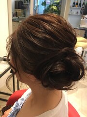 《R＋》ヘアアレンジ☆ミディアム