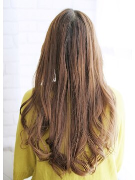 オルテプラスエヌ(horte +n) 20代30代40代　手抜きに見えない大人ロング【京都駅】