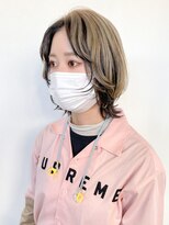 ヒビヲ(HIBIO)&nbsp;ダブルカラーピンクベージュカラーケアブリーチウルフカット