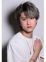 リップス 吉祥寺アネックス店(LIPPS)&nbsp;韓国で流行りのガイルヘア風ホワイトシルバーかきあげヘア