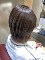 エム インターナショナル 春日部本店(EMU international)&nbsp;切りっぱなしアッシュボブ