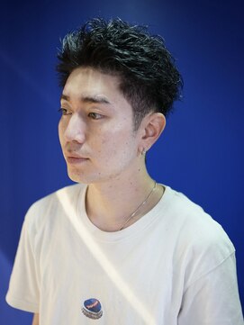 ボブ 金沢(BOB) 10代20代メンズカットカラーメンズサロンスパイキーショート眉毛