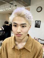 ハイトーン×スパイキーショート