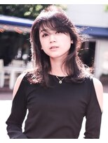 ビュートリアム 福岡(BEAUTRIUM) 風を感じて気持ち良く動きが出るロングレイヤースタイル